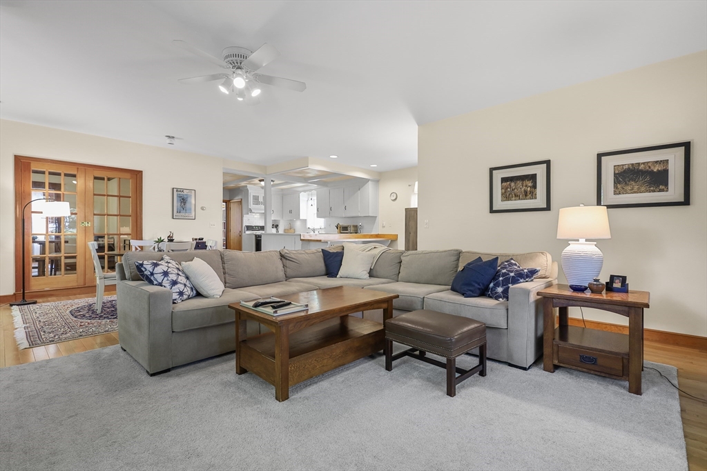 214 Adams Ave