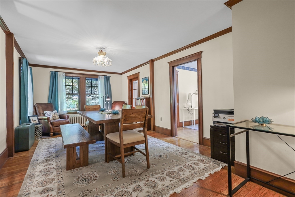 214 Adams Ave