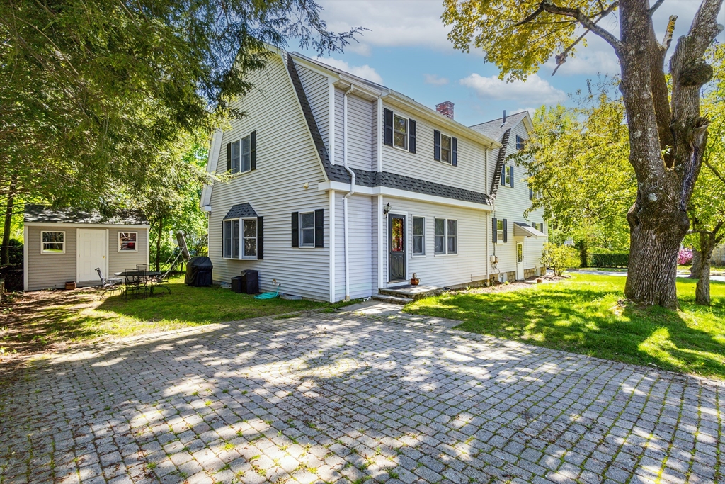 214 Adams Ave