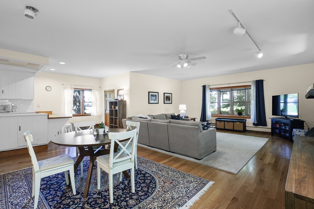 214 Adams Ave