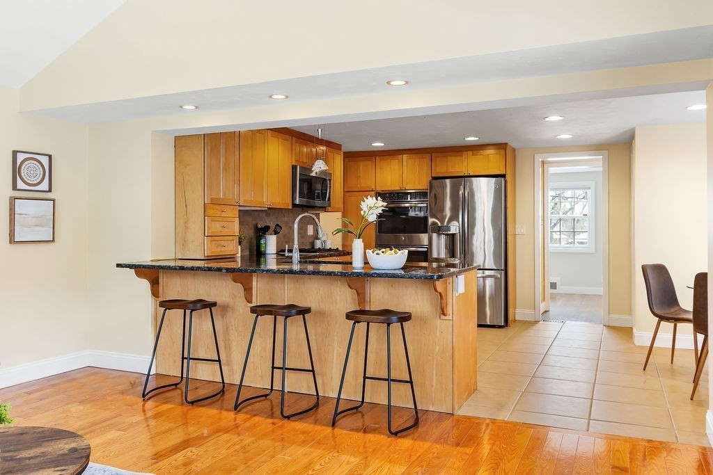 67 Walnut Hill Rd