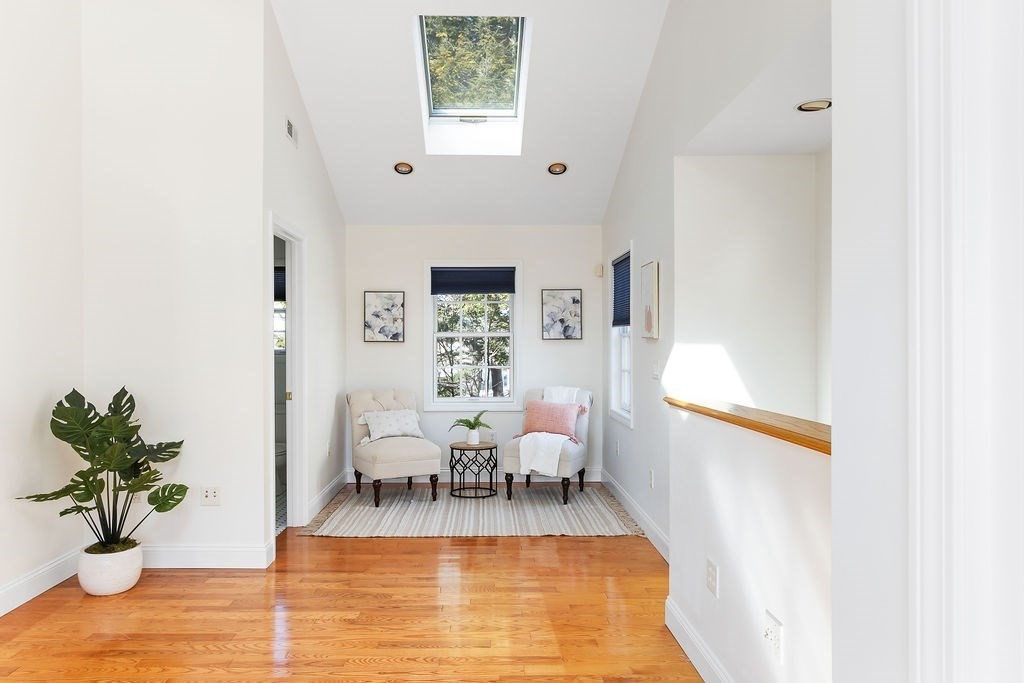 67 Walnut Hill Rd