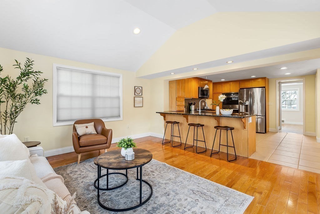 67 Walnut Hill Rd