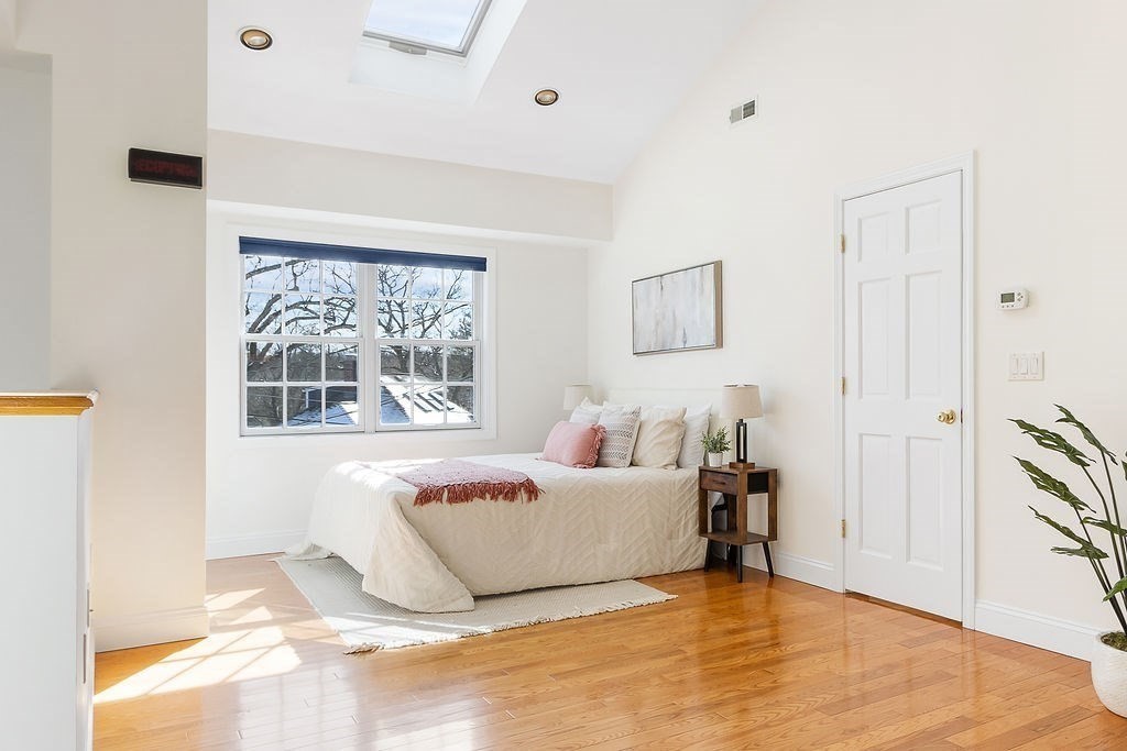 67 Walnut Hill Rd