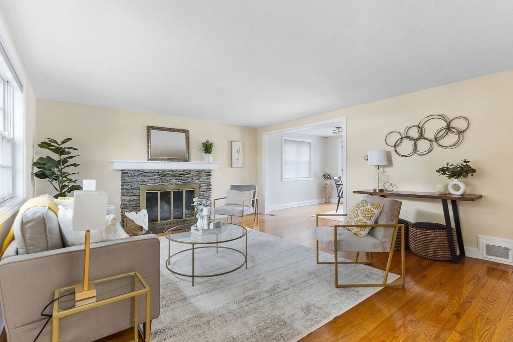 67 Walnut Hill Rd