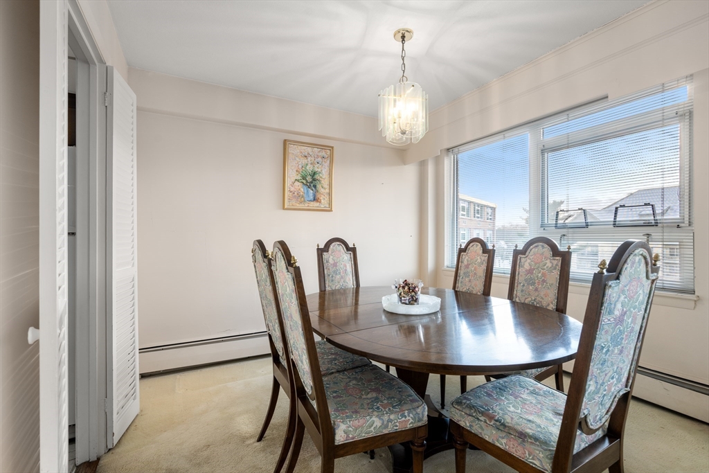 10 Hammond Pond Pkwy # 502