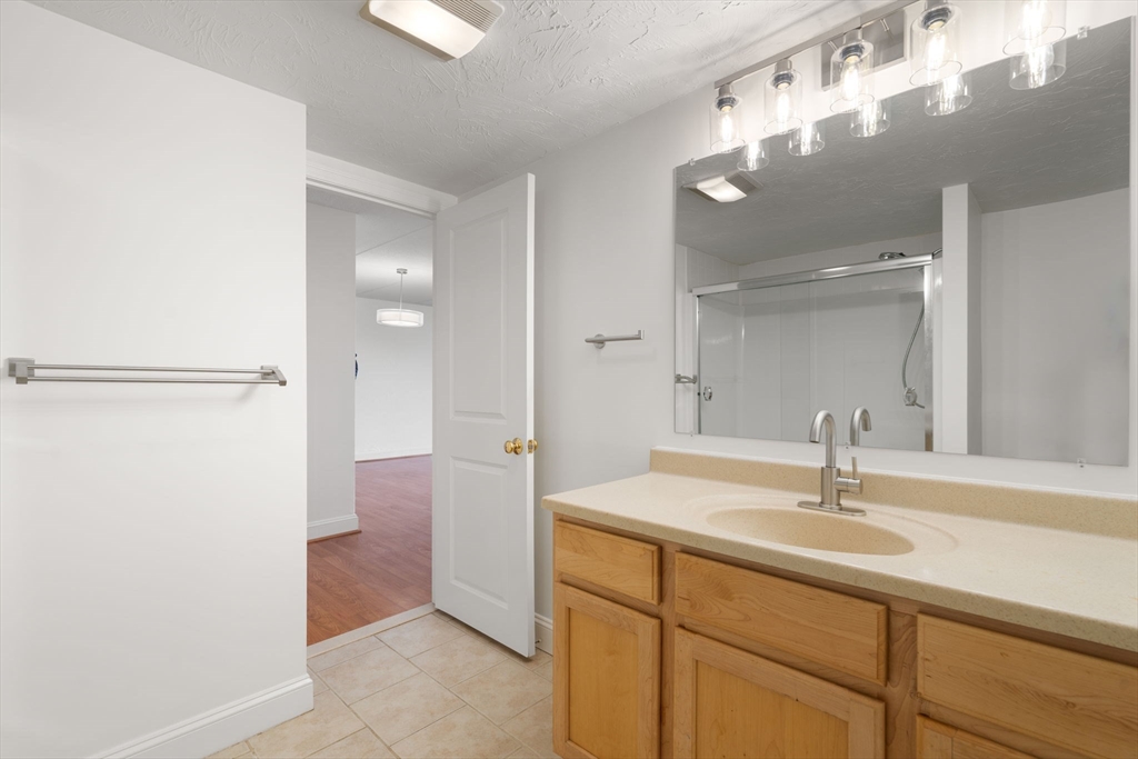 1500 Worcester Rd # 218