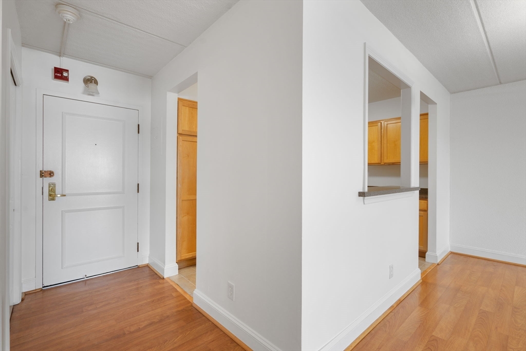 1500 Worcester Rd # 218