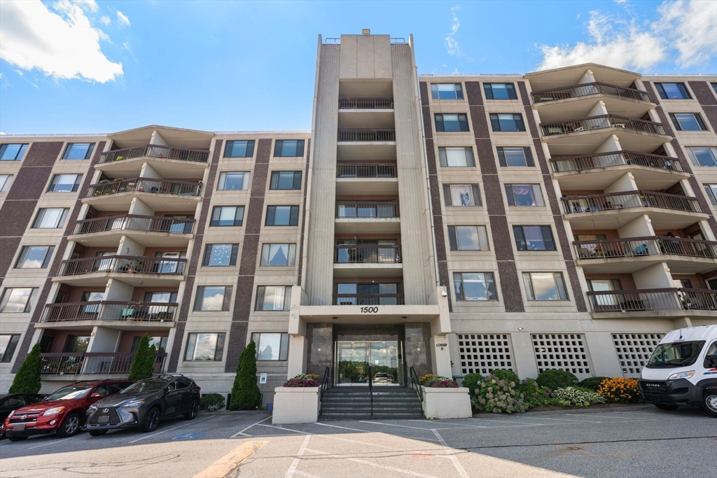 1500 Worcester Rd # 218