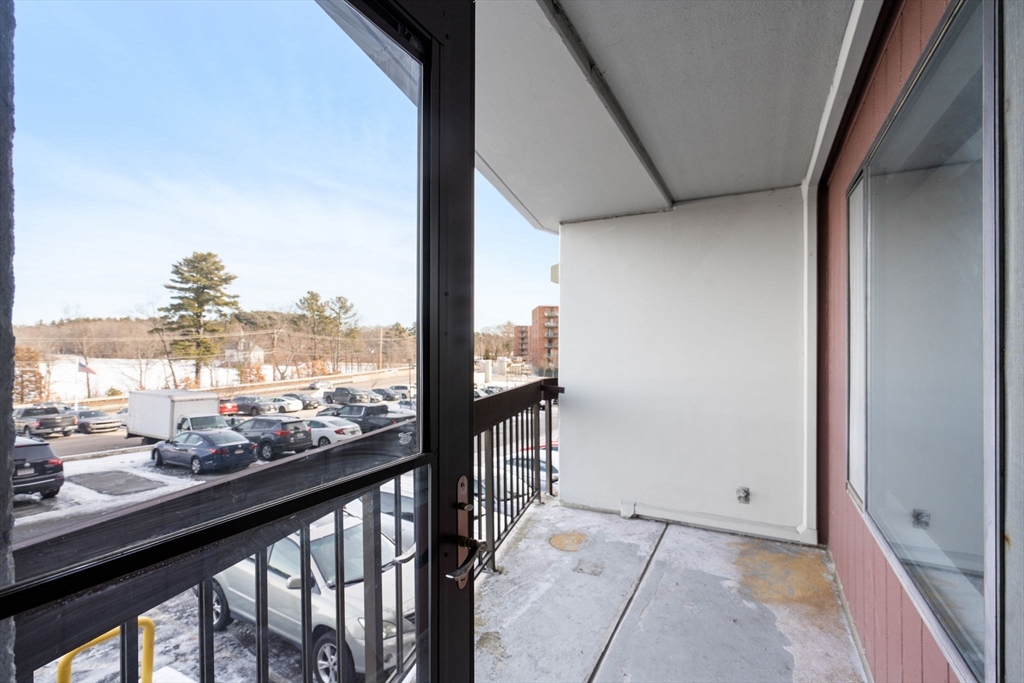1500 Worcester Rd # 218