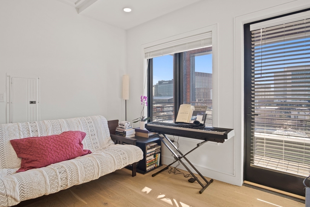 50 Leo Birmingham Pkwy # 508