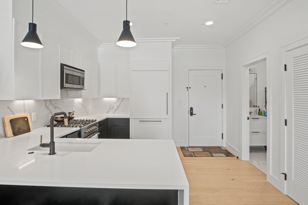 50 Leo Birmingham Pkwy # 508