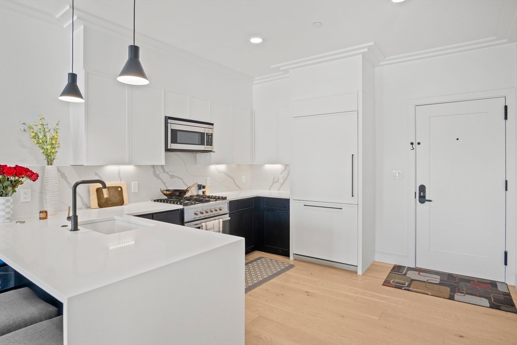 50 Leo Birmingham Pkwy # 508