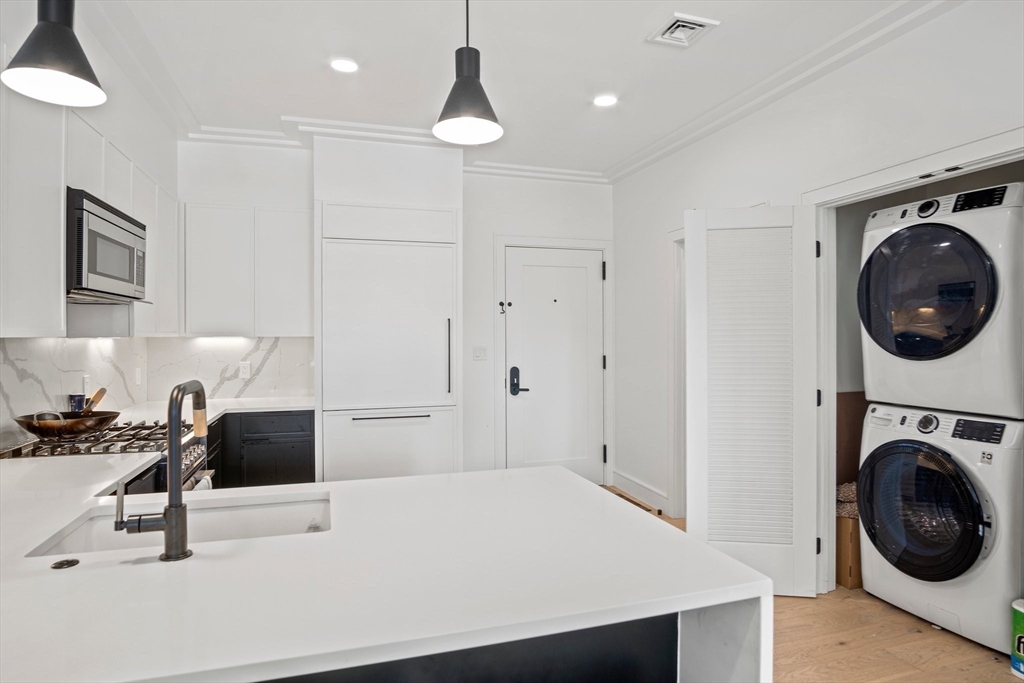 50 Leo Birmingham Pkwy # 508