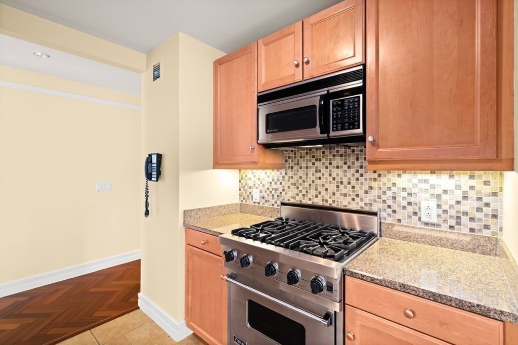 1 Avery St # 11A