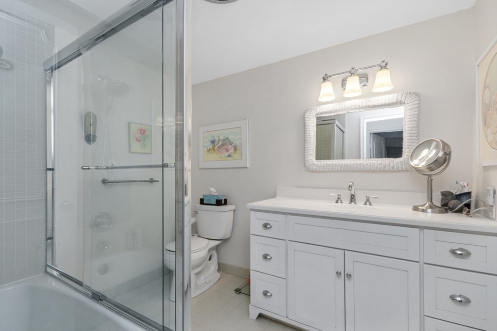 280 Boylston St # 1001