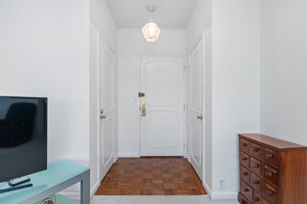 280 Boylston St # 1001