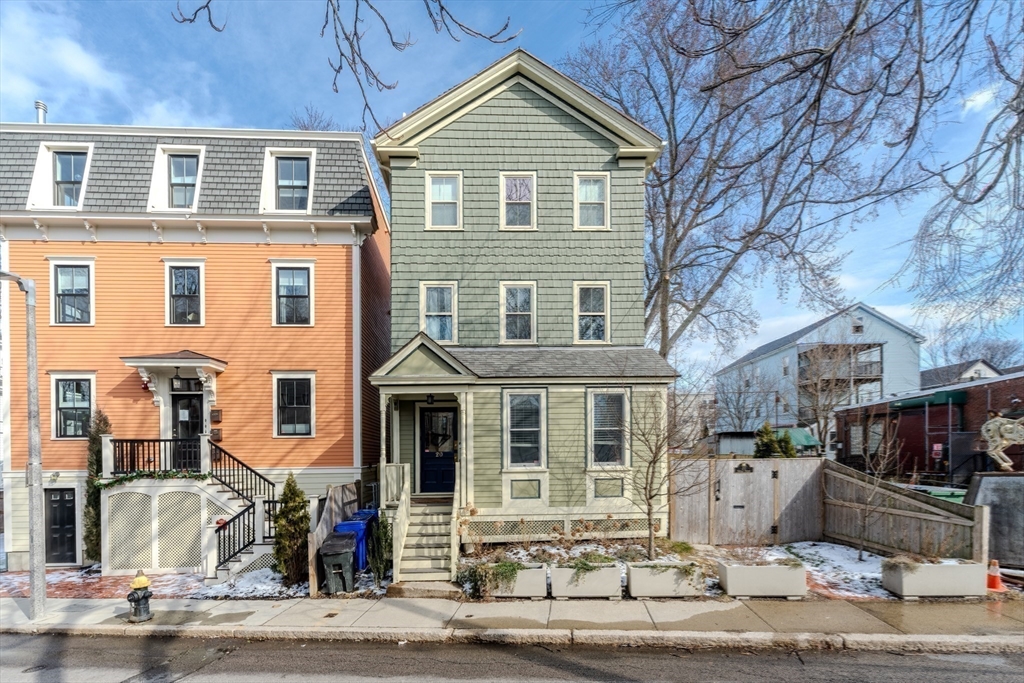 20 Porter St # 2