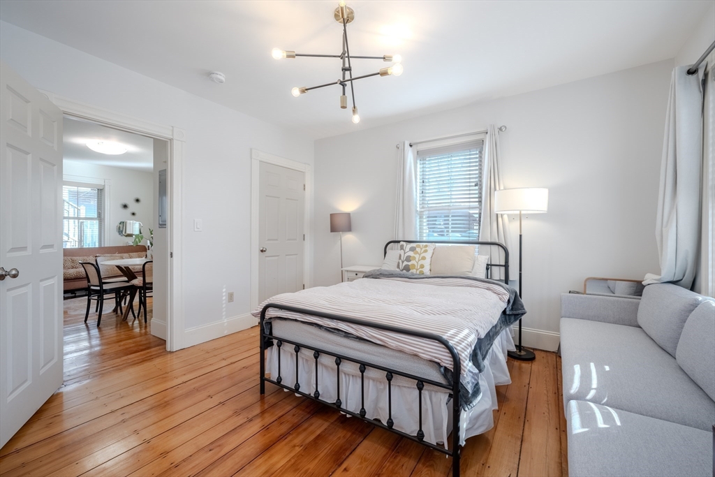 20 Porter St # 2