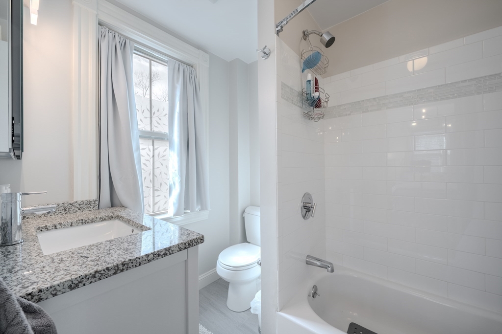 20 Porter St # 2
