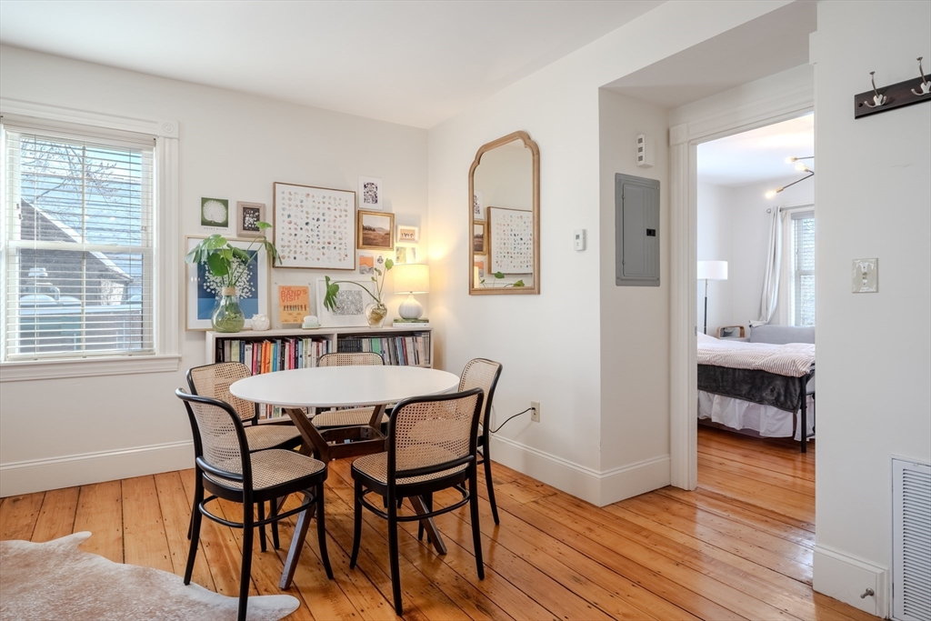 20 Porter St # 2