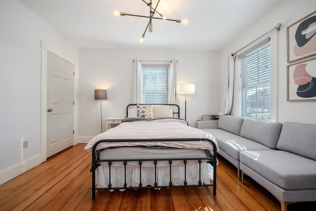 20 Porter St # 2