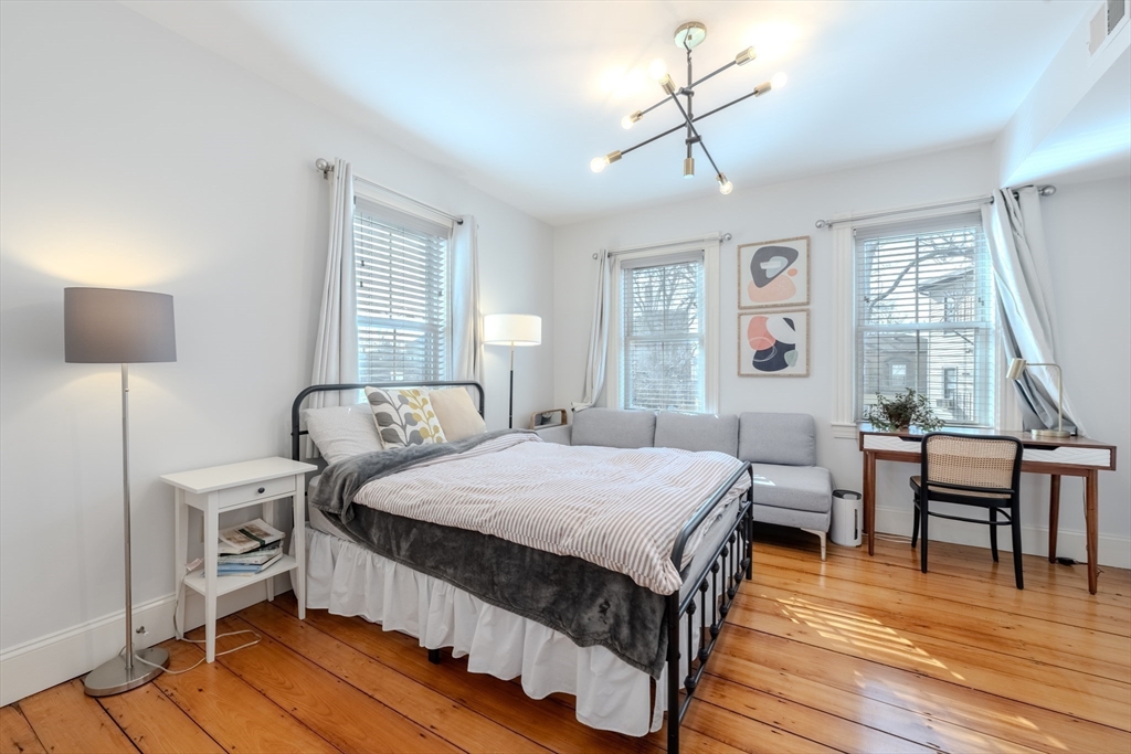 20 Porter St # 2