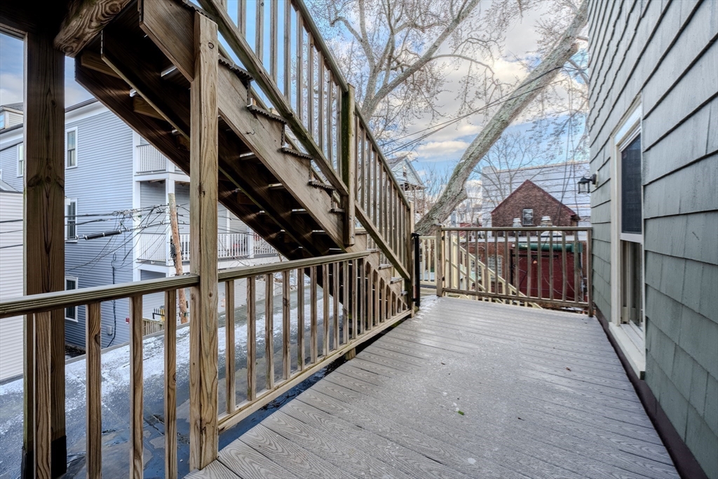 20 Porter St # 2