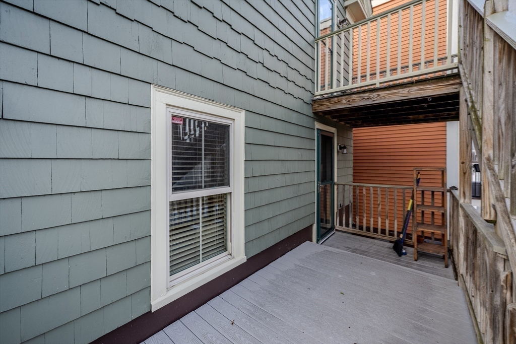 20 Porter St # 2