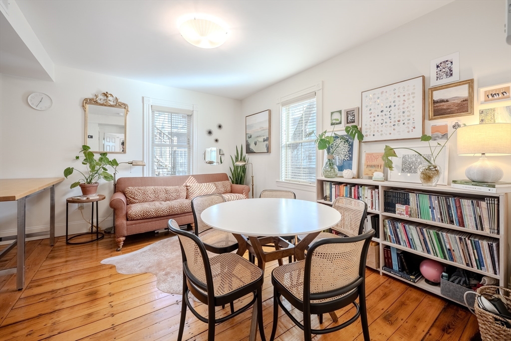 20 Porter St # 2