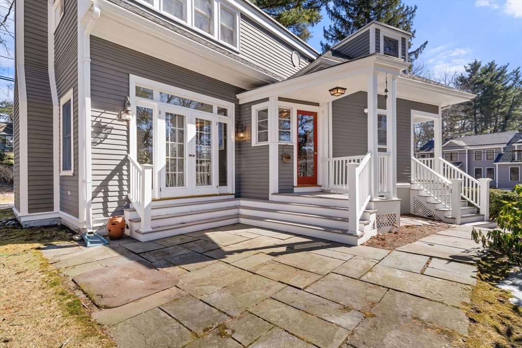 282 Oakland Street