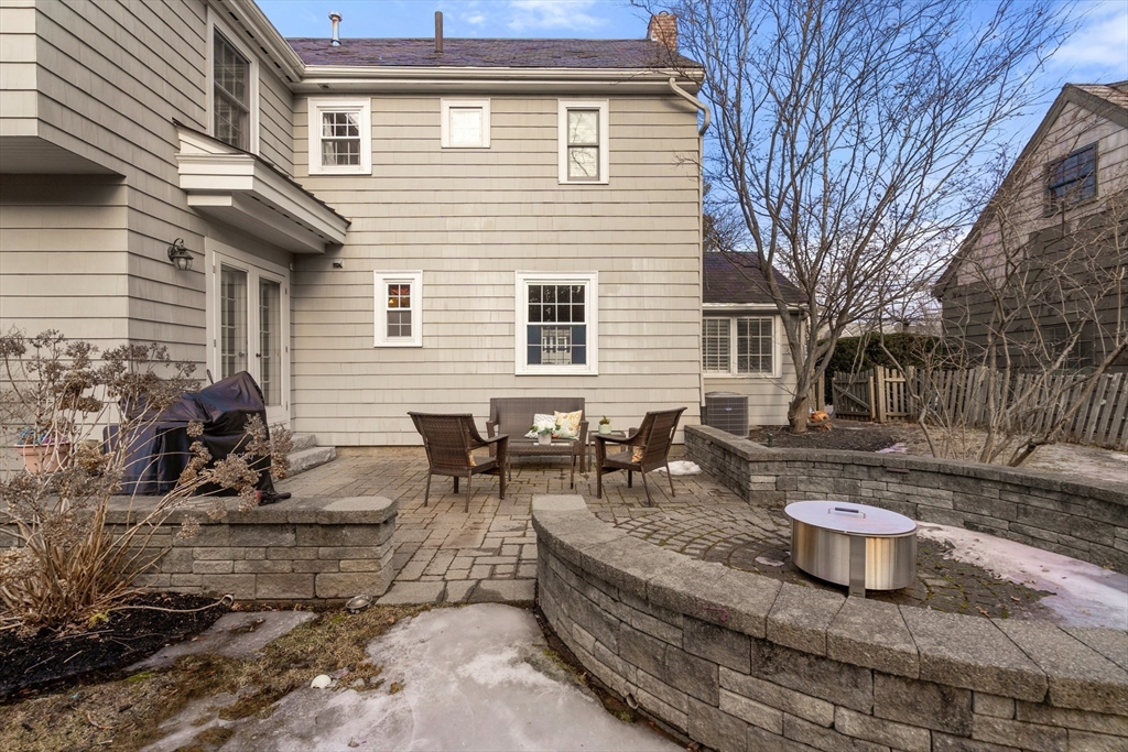 21 Sheldon Rd