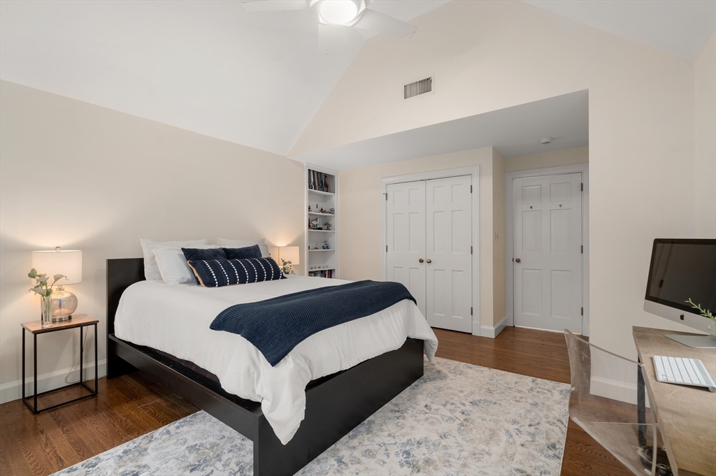 21 Sheldon Rd