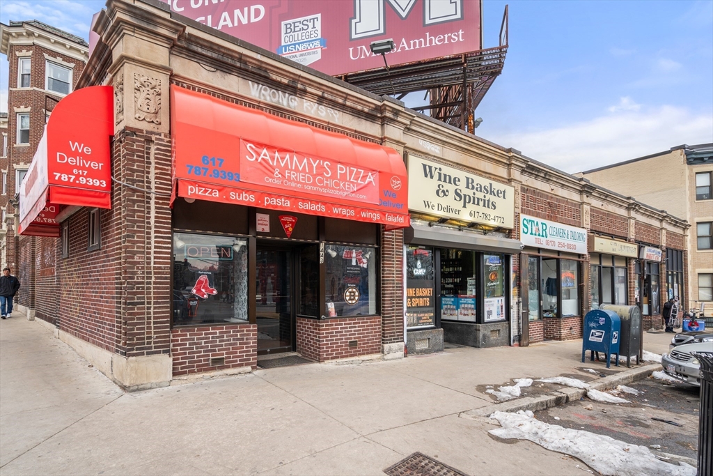 1423 Commonwealth Ave # 202