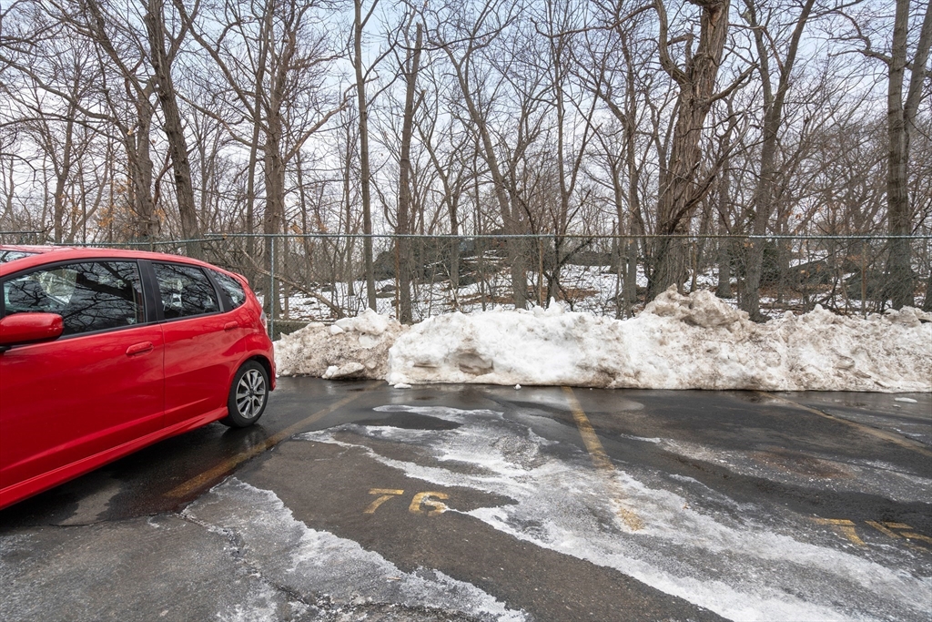 1423 Commonwealth Ave # 202