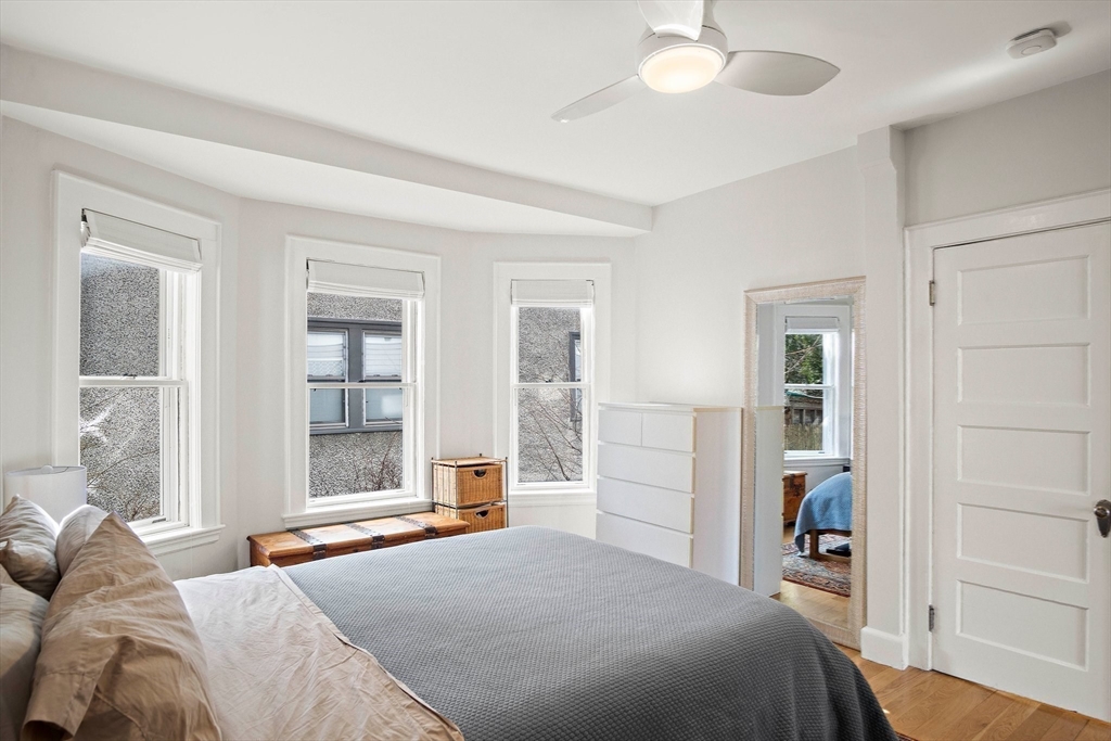 172 Fayerweather St # 1