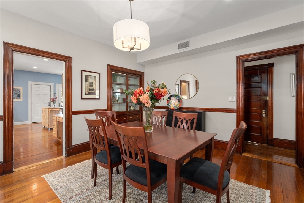 122 Davis Ave # 2