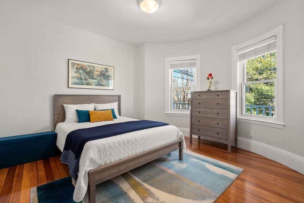 122 Davis Ave # 2