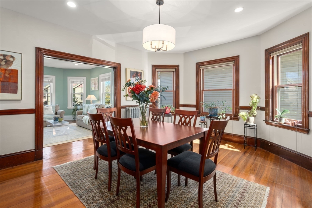 122 Davis Ave # 2