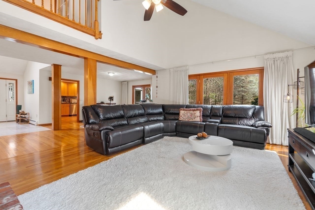 198 River Rd