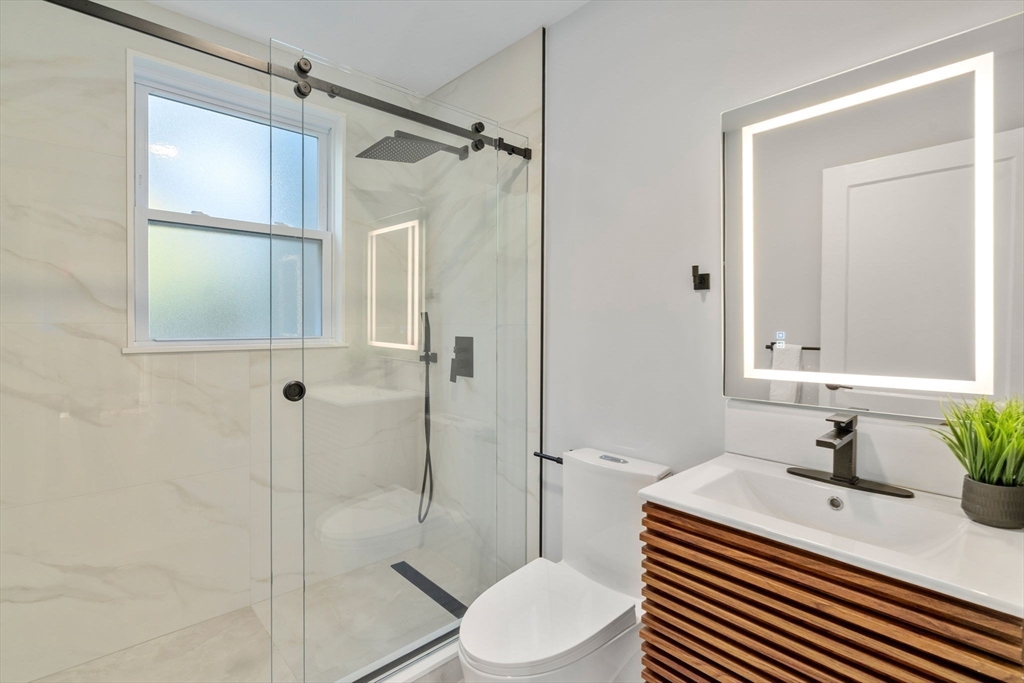 32 Boyd St # 32
