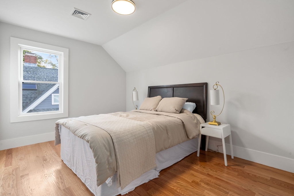 32 Boyd St # 32