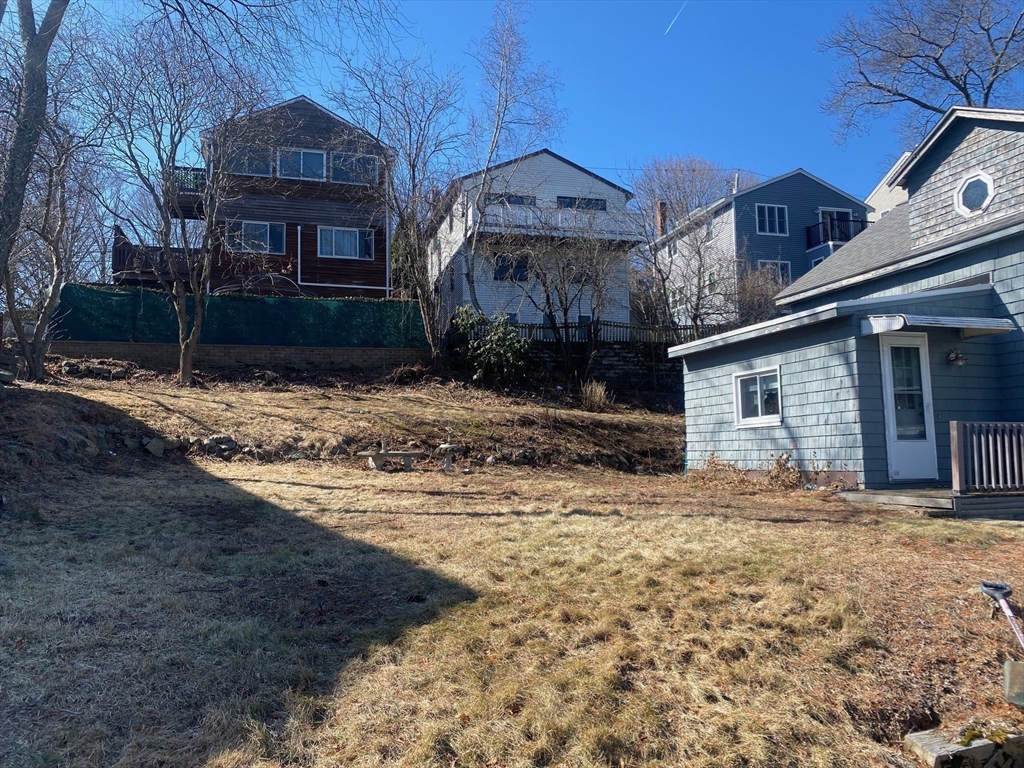 100 College Farm Road