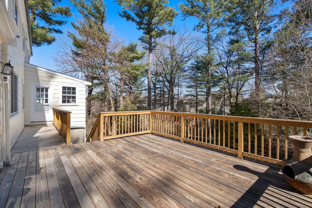 128 Dane Hill Rd