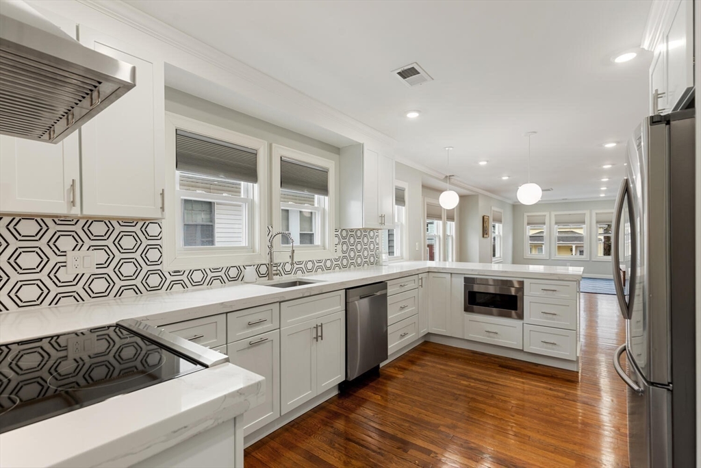 49 Albion Street # 2