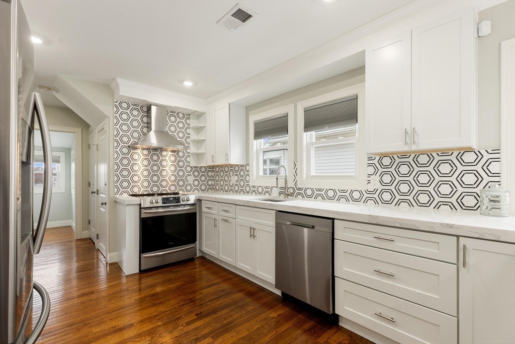 49 Albion Street # 2