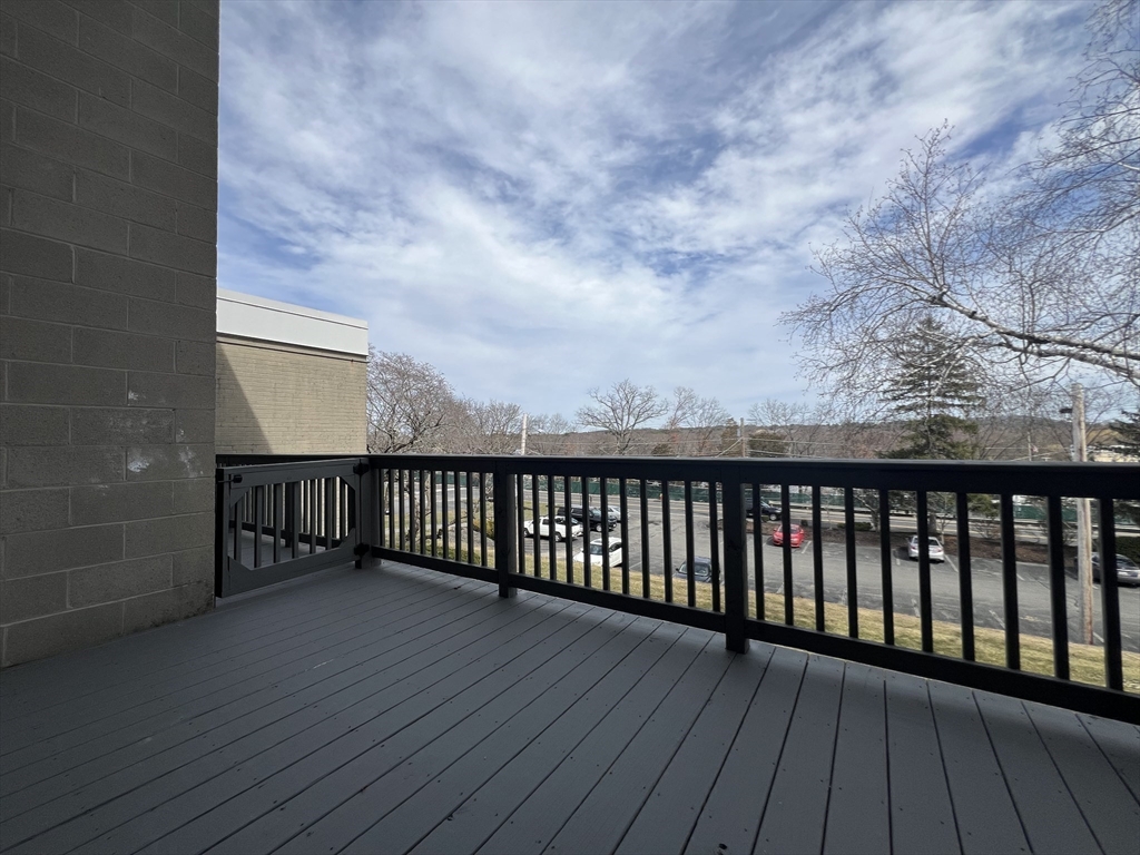 301 Neponset St # 28