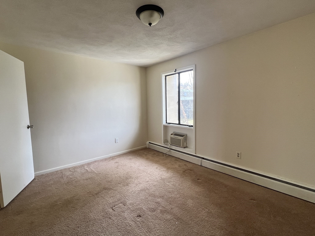 301 Neponset St # 28