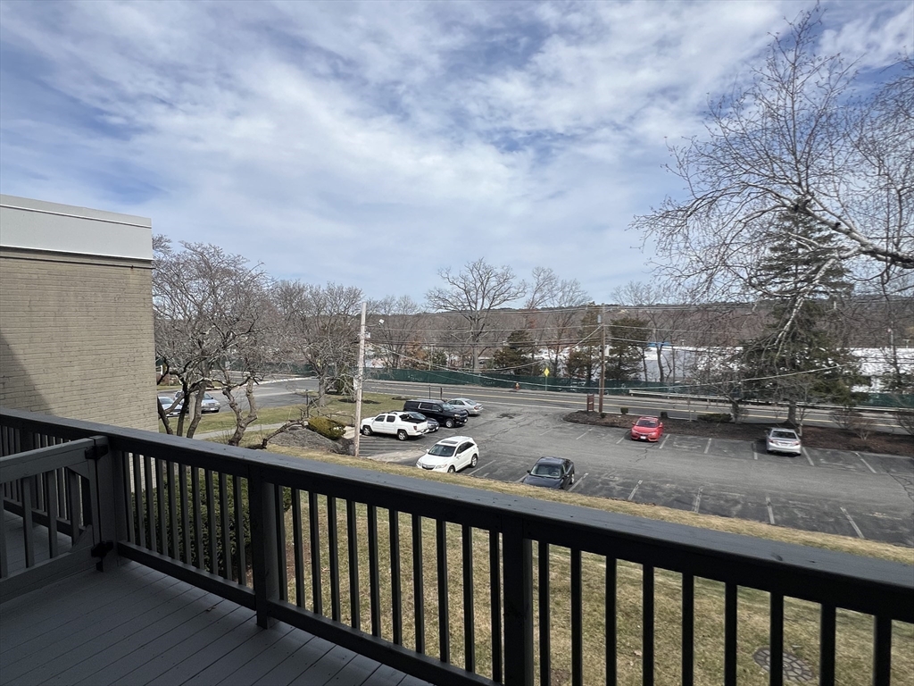 301 Neponset St # 28