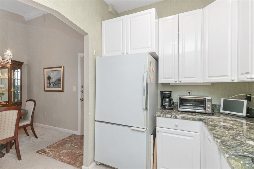 55 Broadlawn Park # 11B